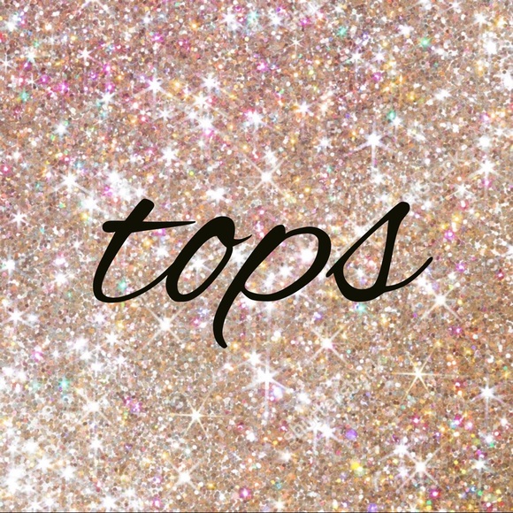 👚Tops👚 - Picture 1 of 1